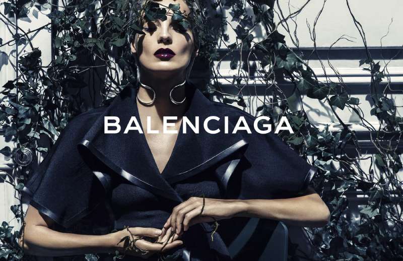 2-2 Balenciaga Ads: Redefining Fashion with Avant-Garde Style