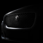Das Chrysler-Logo: Die Geschichte, Farben, Schriftart und Bedeutung