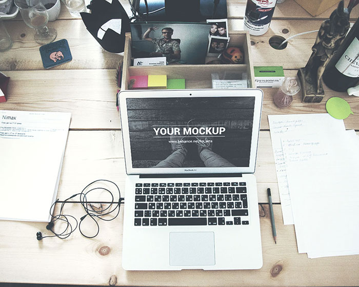 Download Free PSD Mockups To Showcase Your Work To Clients